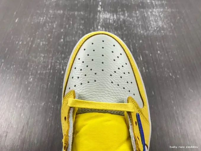 Cheap Husky Low Travis x 1 Air Jordan OG Canary DZ4137-700 Scott 0513